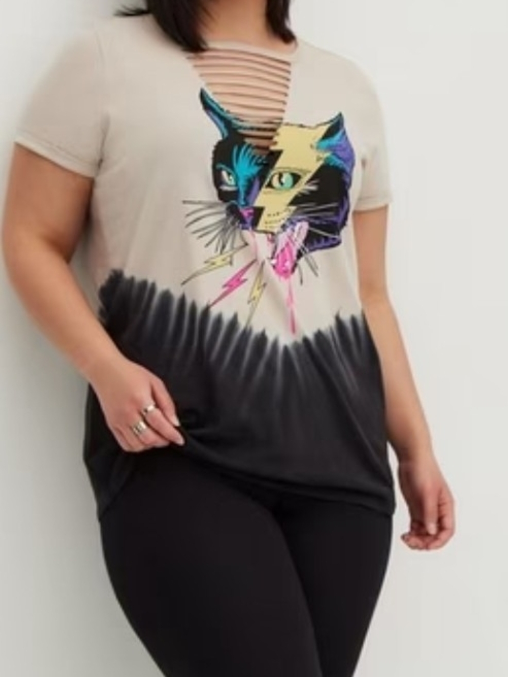 TORRID Lovesick Destructed Dip-Dye Cat Cotton Short Sleeve Tee 1x/14-16